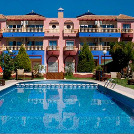 Apartamentos Marina Internacional Torrevieja Esterno foto