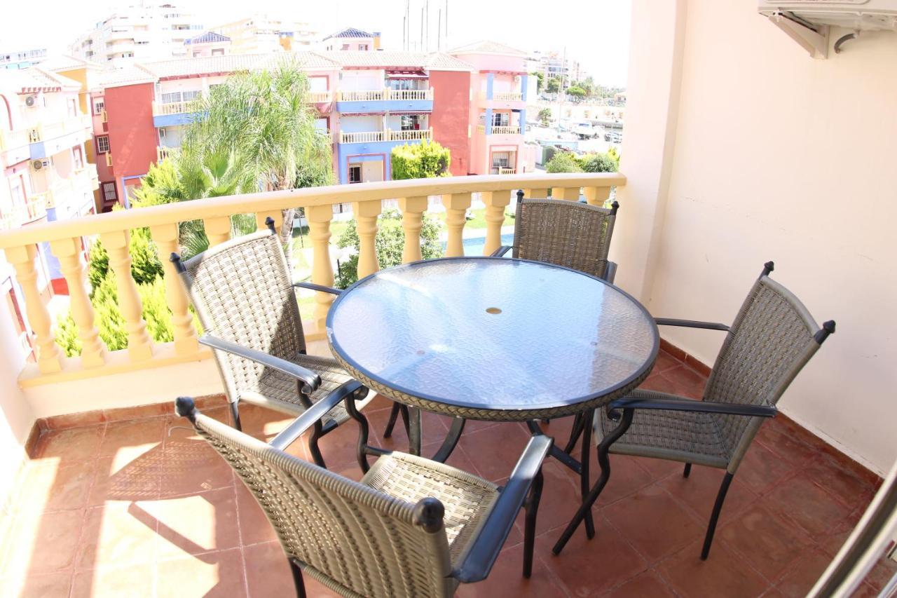 Apartamentos Marina Internacional Torrevieja Esterno foto