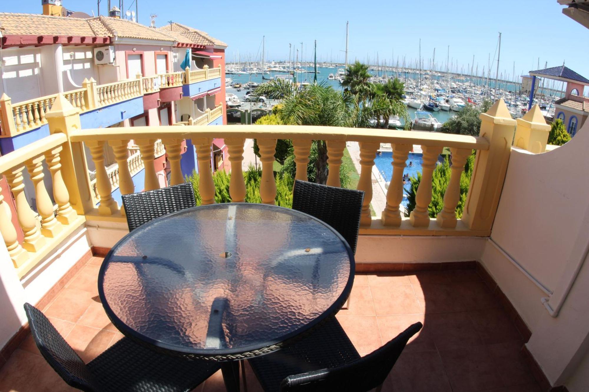 Apartamentos Marina Internacional Torrevieja Esterno foto