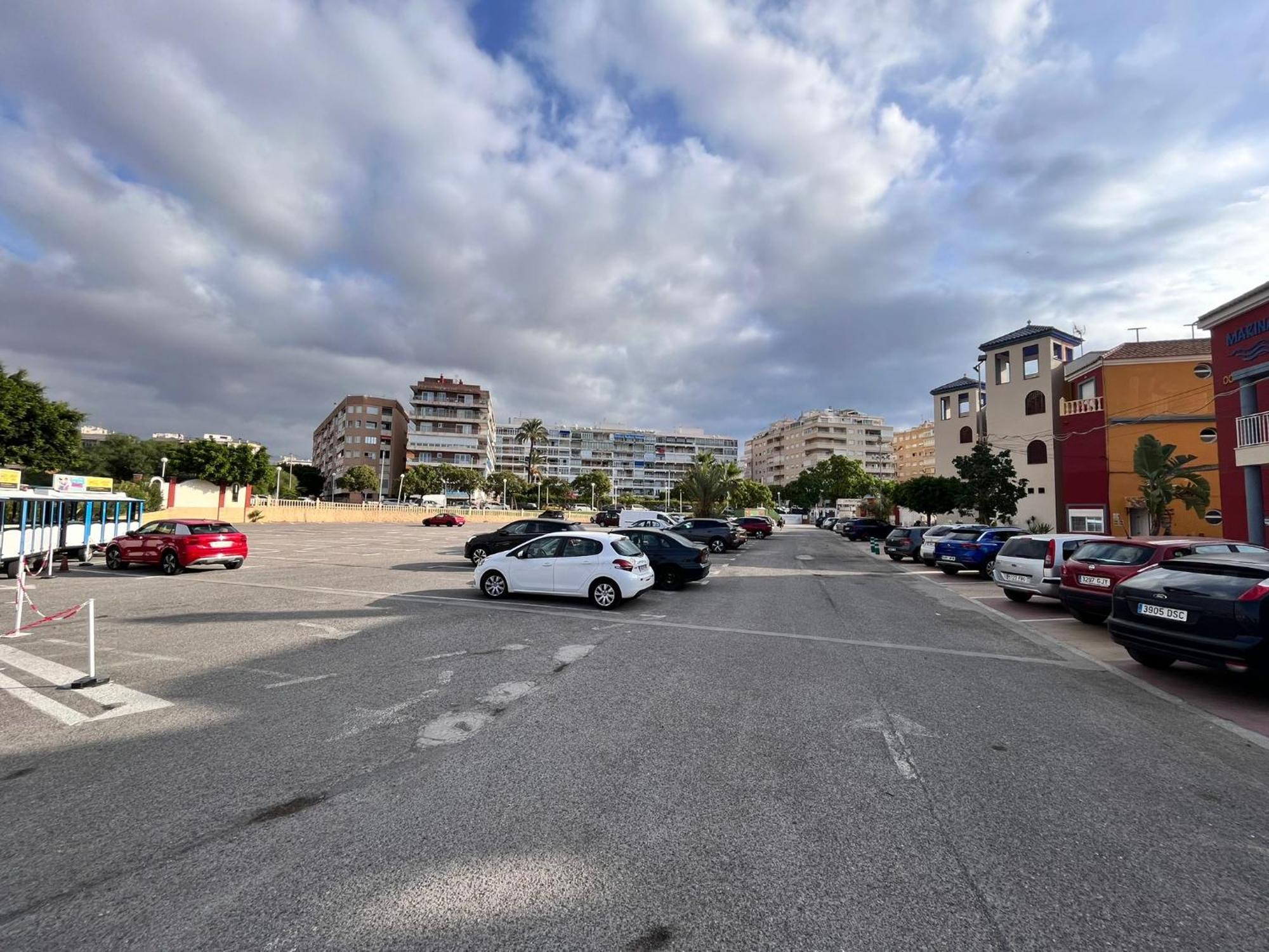 Apartamentos Marina Internacional Torrevieja Esterno foto